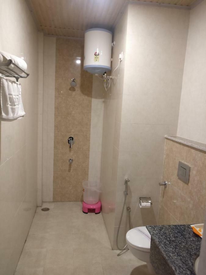 The Park Presidency Hotel Bareilly Buitenkant foto